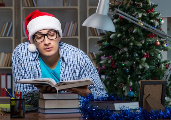 Amikor nem a macska borítja a fát: éljen a vizsgaidőszak tépázta karácsony!