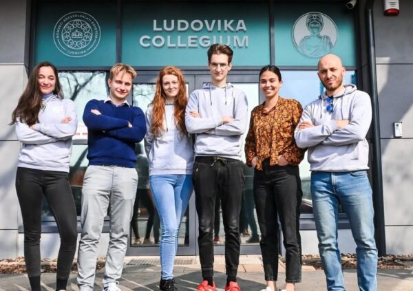 Más egyetemekről is lehet jelentkezni az ösztöndíjat nyújtó Ludovika Collegiumba